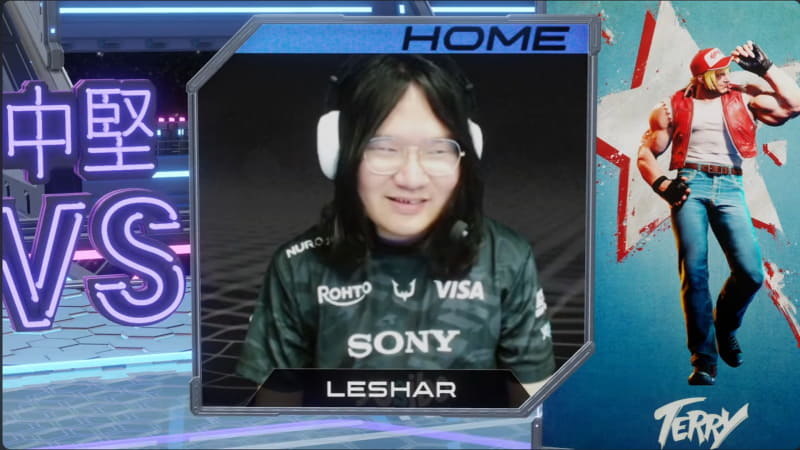 中堅戦前、元チームメイトでもあり対戦相手の鶏めしに対して、LeSharは「ボクは人の心があるので」とコメントし、解説陣を爆笑させた