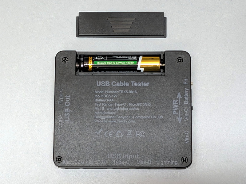 単4電池×1で駆動するが、スリープ時の挙動が怪しいので、USB給電で使うのが無難だ