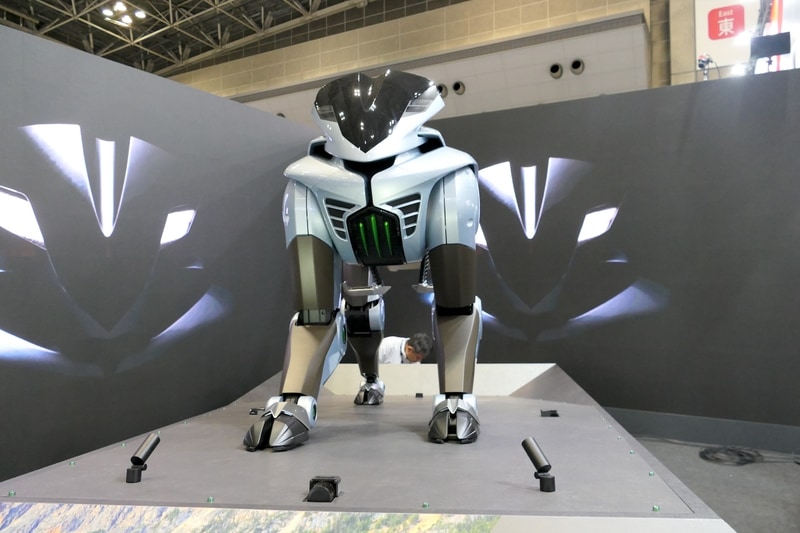 4脚パーソナルモビリティ「CORLEO」