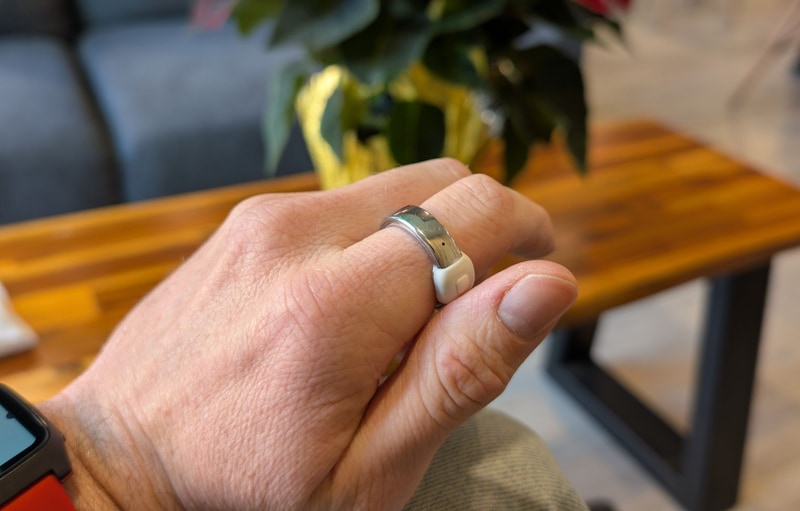 ボタンを押している間だけマイクが有効になる