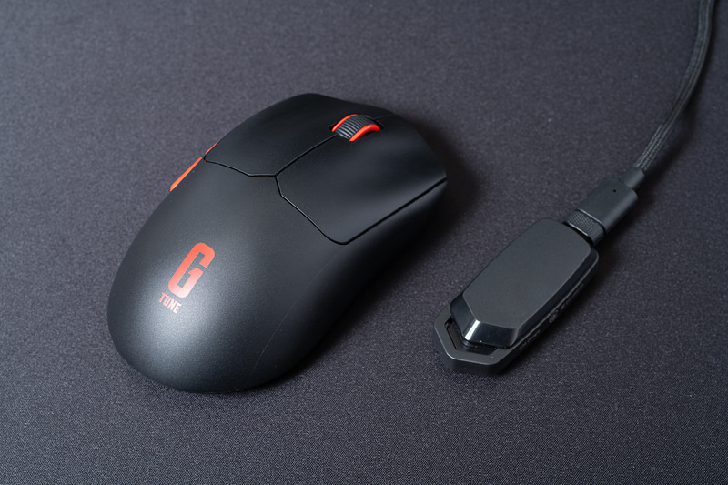 レシーバーはUSB接続