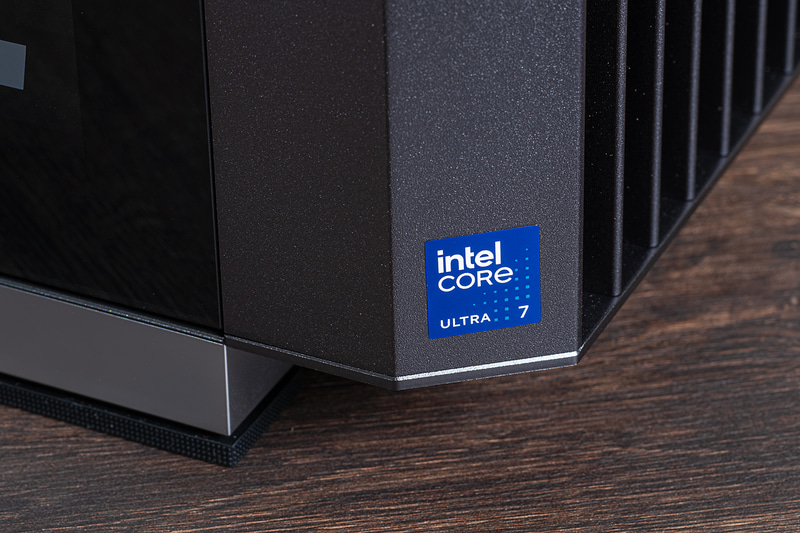 CPUには20コア(Pコア8基、Eコア12基)20スレッドのインテル Core Ultra 7 プロセッサー 265Kを搭載<br>性能をエンスージアスト級に、さらなる性能と高い効率を提供