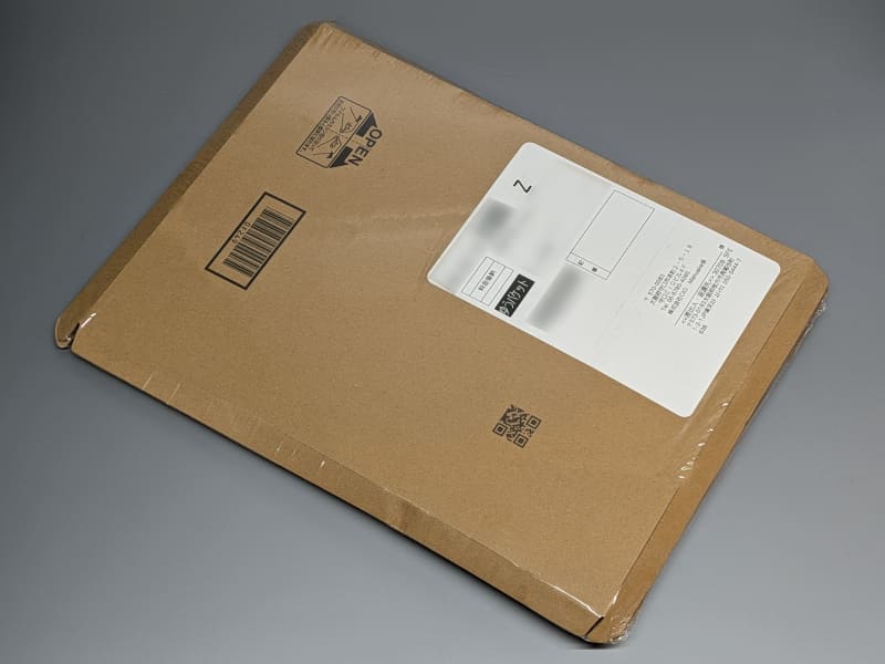 遅れに遅れて12月上旬にようやく到着。発送連絡もなくいきなり届いた