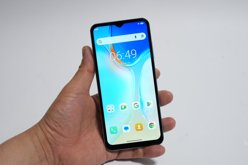 「OUKITEL C3」。実売価格は1万3,900円前後(12月18日時点)