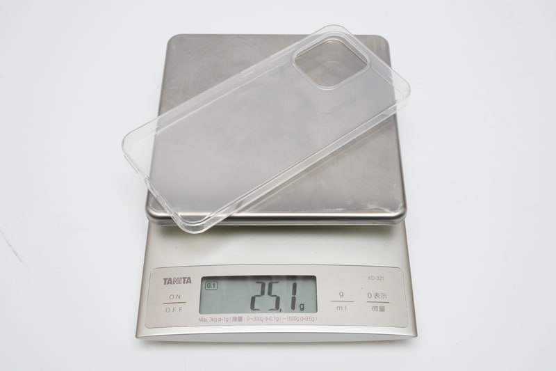 ソフトケースの重量は実測25.1g