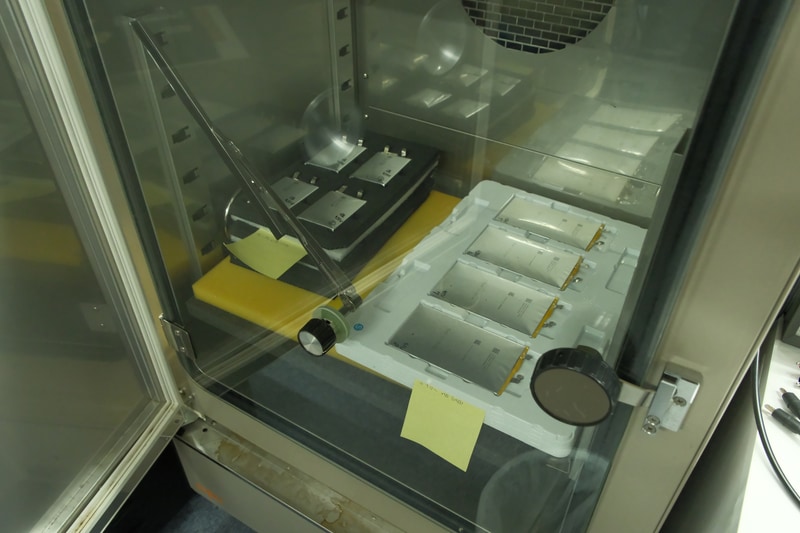 バッテリ評価の様子