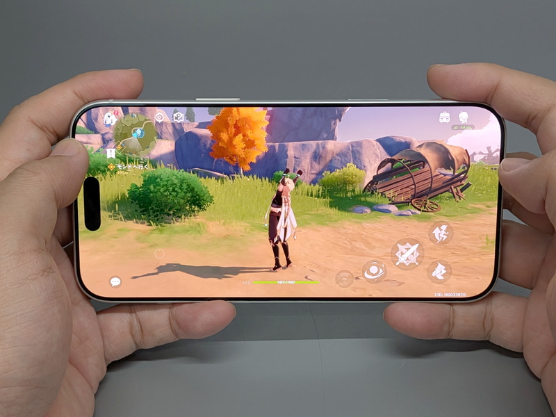 HoYoverseの人気ゲーム「原神」。今回試した限りでは特に不具合はなく普通にプレイできたが、Pixel 10シリーズは対応可能デバイスの条件から外れている(<a href="https://genshin.hoyoverse.com/ja/news/detail/159275" class="n" target="_blank">「Luna Ⅰ」バージョンアップのお知らせ</a>)。