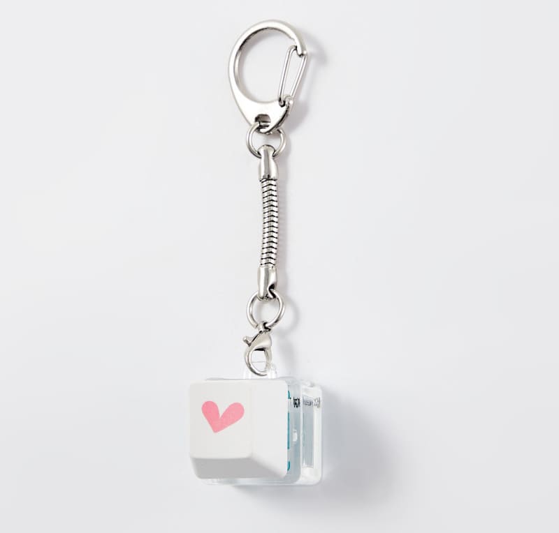 FUN87 Premium Edition予約特典のキーホルダー型スイッチテスター