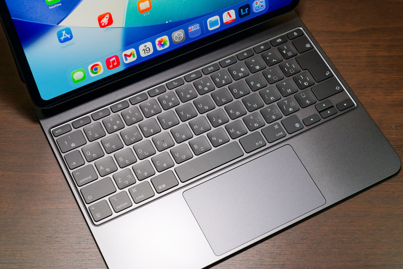 高速タイピングには必須のハードウェアキーボード。iPadで使う際には1つ問題が……