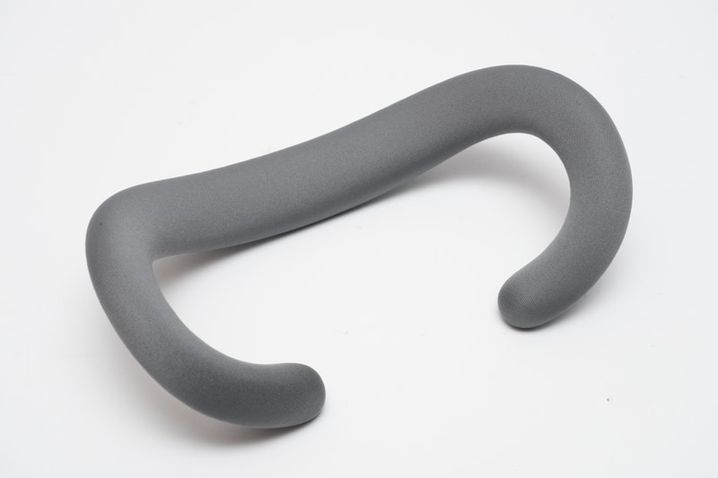 「Apple Vision Proライトシーリングクッション」(4,800円)