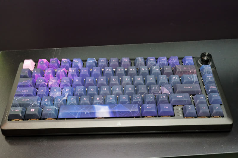 現地で見た「MAKR 75」。これはカスタマイズ例の1つ