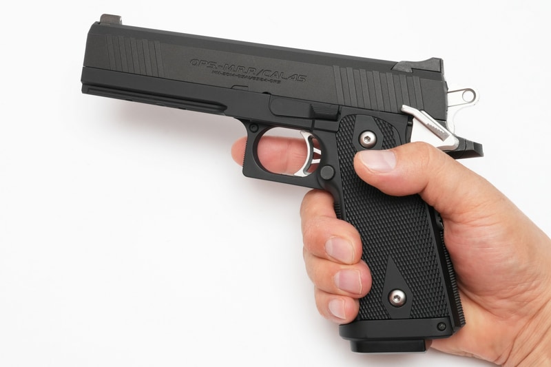 トリガーストロークが比較的短い「ハイキャパE ガバメントモデル」は、MAXIMA+、MAXIMA++、PERFECT MAXIMAのカスタム素体に適している