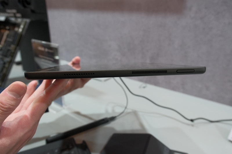 軽量設計も特徴