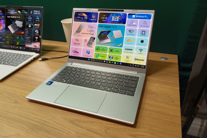 Aspire 14 AI