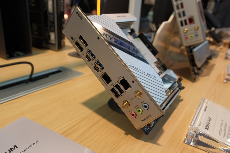 BD395i MAX。Ryzen AI Max+ 395搭載のMini-ITXマザーボード