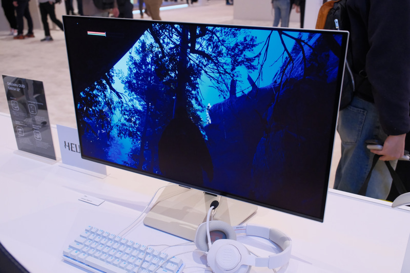 G80SH 32。240Hz表示対応の32型OLED