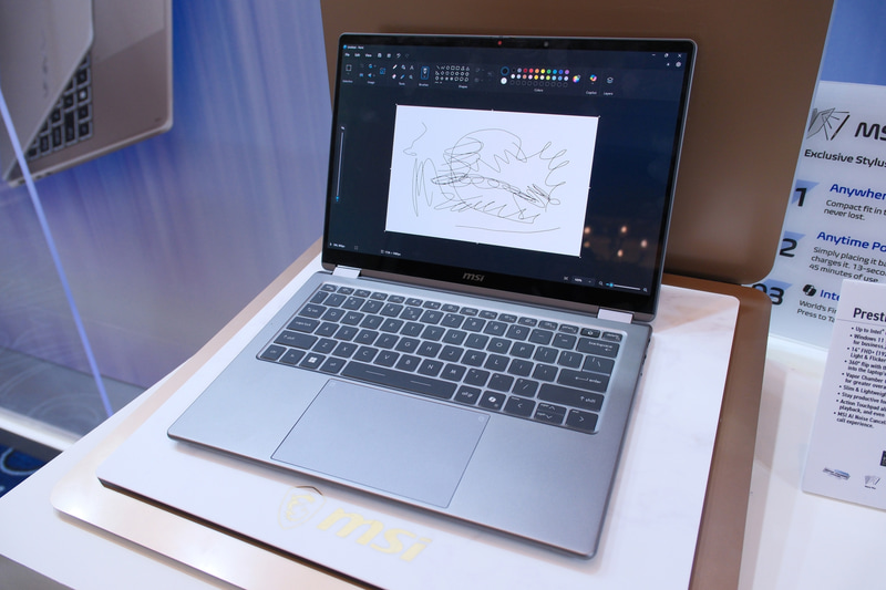 Prestige 14 Flip AI+ D3M(Core Ultraシリーズ3搭載)