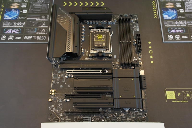 MAG B850 TOMAHAWK MAX WIFI II