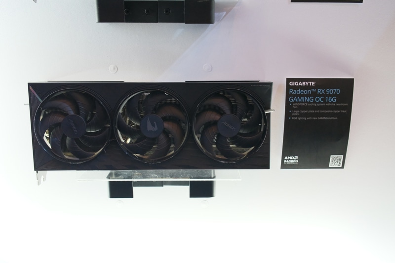Radeon RX 9070 GAMING OC 16G