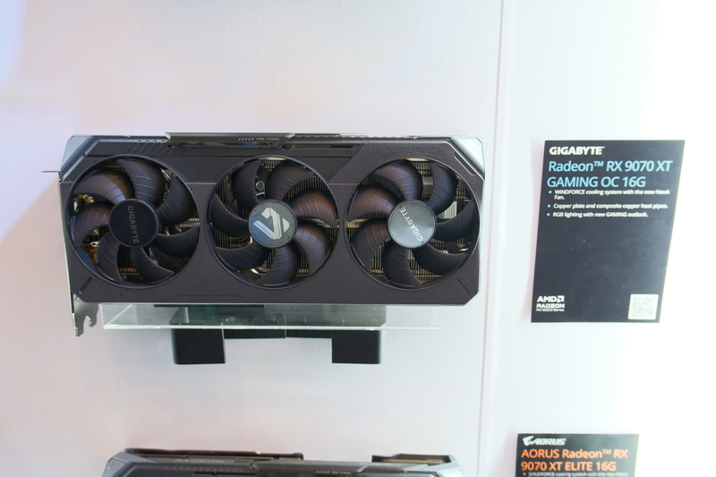 Radeon RX 9070 XT GAMING OC 16G