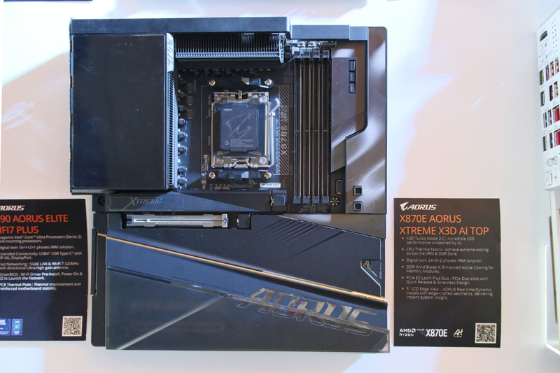 X870E AORUS EXTREME X3D AI TOP