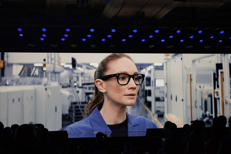 産業用にAIグラスを活用