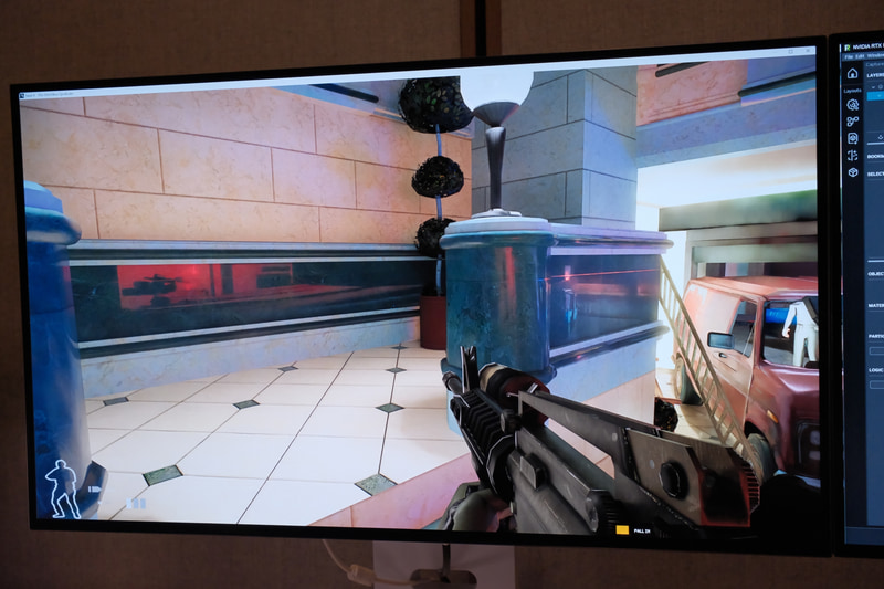 リマスターの前後比較(左が前、右が後)。マテリアルや反射効果などがリッチに