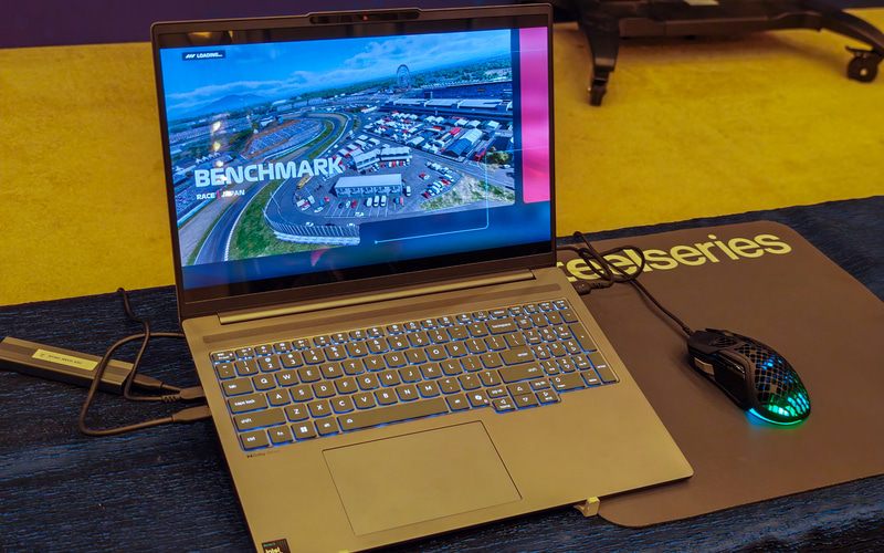 Core Ultraシリーズ3(Core Ultra X9 388H)を搭載したLenovo IdeaPad Pro 5 5i (16", 11)でF1 25のベンチマークを実行しようとしているところ