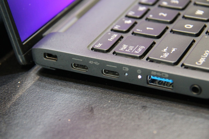 Note Uおなじみの左側面USB Type-CポートはThunderbolt非対応