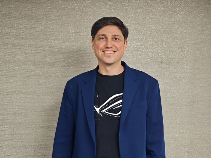 ASUS テクニカルマーケティング 部長 サーシャ・クローン氏