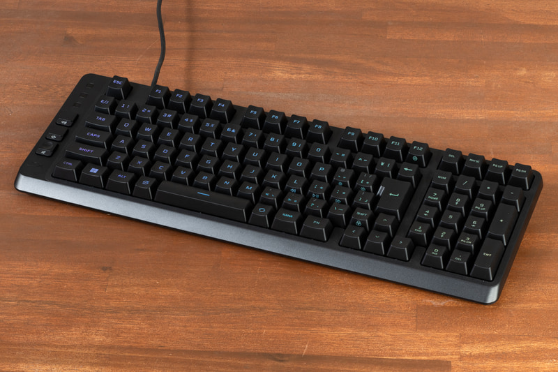キーボード: HyperX Eve 1800 Keyboards