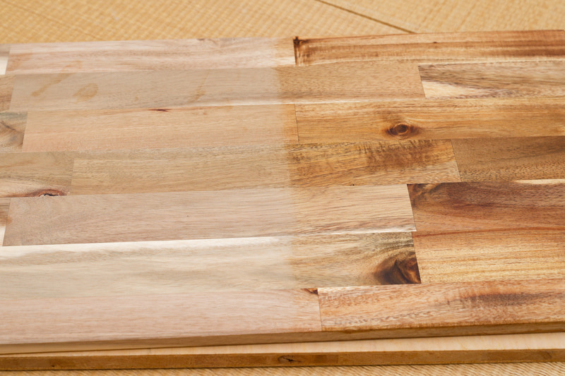 塗っていない場所(左)と塗った場所(右)とで結構な見栄えの差があることが分かるだろうか