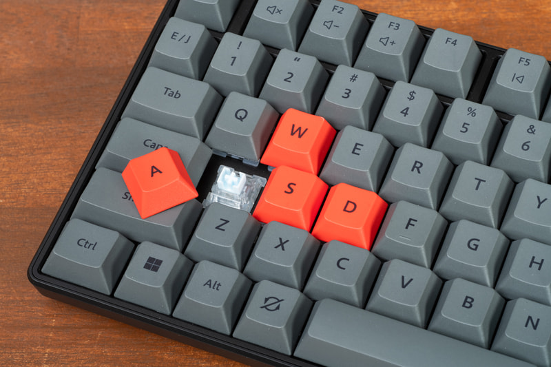 キースイッチは磁気式。キーストロークは3.6mmだ