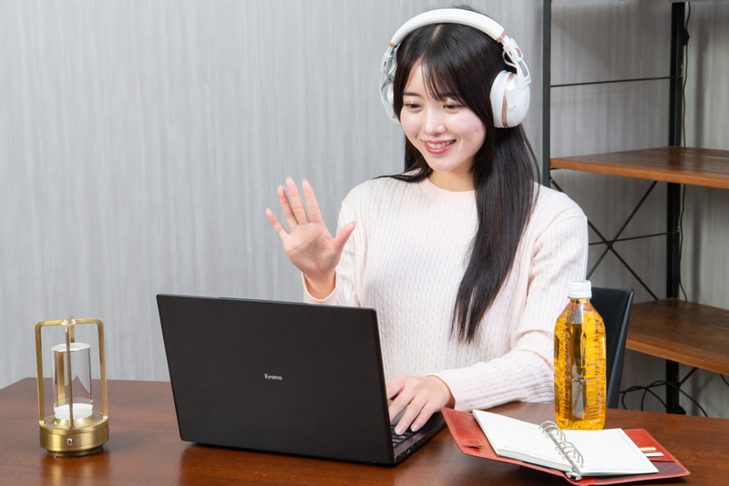 オンライン授業や友だちとのビデオ通話などで部屋の様子を見せたくないときなどに便利