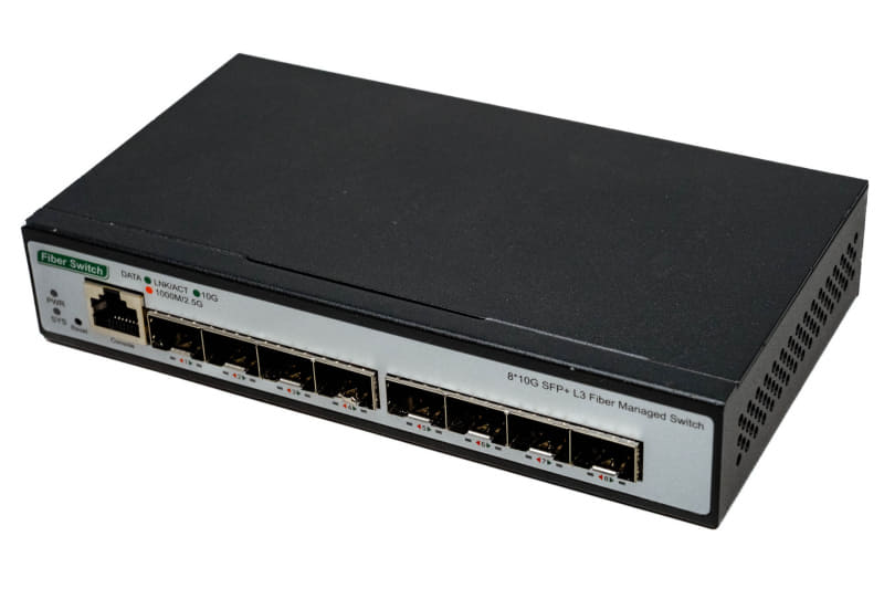 そこでより多くの機器を10Gbpsでつなぐため、安価な中国製のハブが活躍する