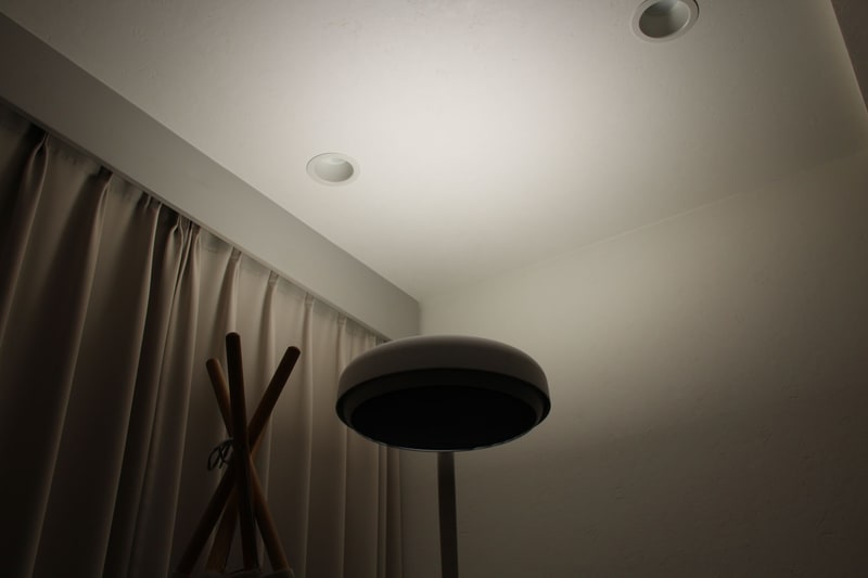 MindDuo Max。間接天井照明としても使える