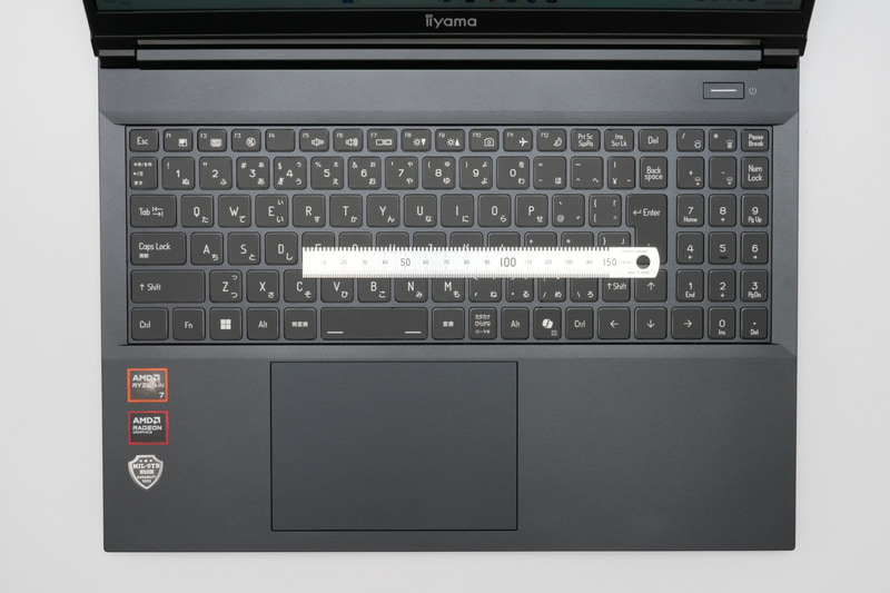 キーピッチは実測18.2mm前後