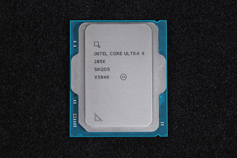 Intelの8Pコア+16Eコア/24スレッドCPU「Core Ultra 9 285K」