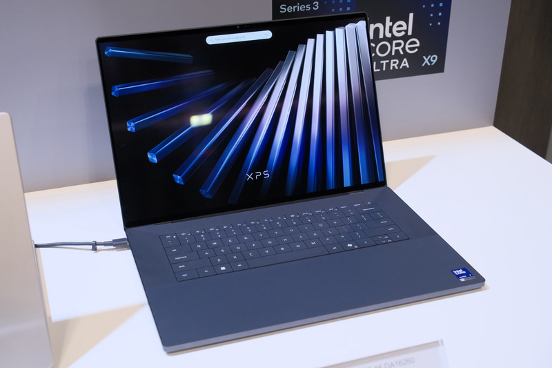 Dell XPS 16(グラファイト)