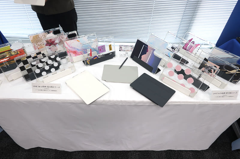 Caseplay着せ替えケースクーポンを利用すれば、2,000種類以上のケースから好みのデザインを1つ選べる