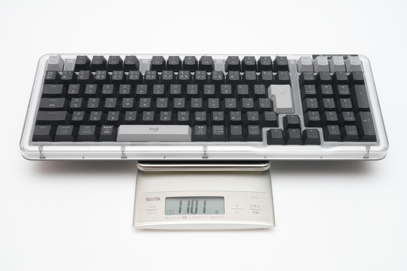 実測重量は1,101g