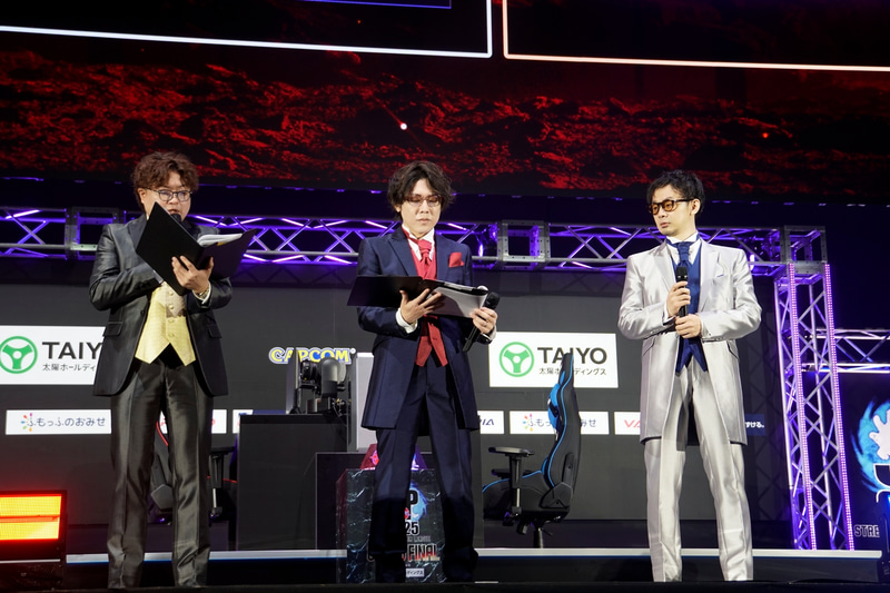 実況はアール氏、解説はハメコ。氏、進行をふり～だ氏が務めた