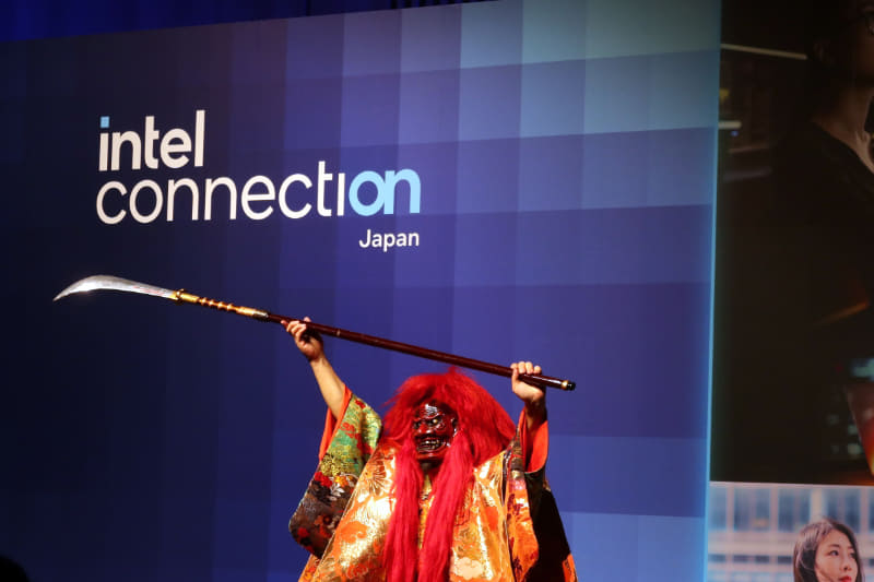 開催されたのが節分の日だったため、こうした粋なパフォーマンスが行なわれたようだ