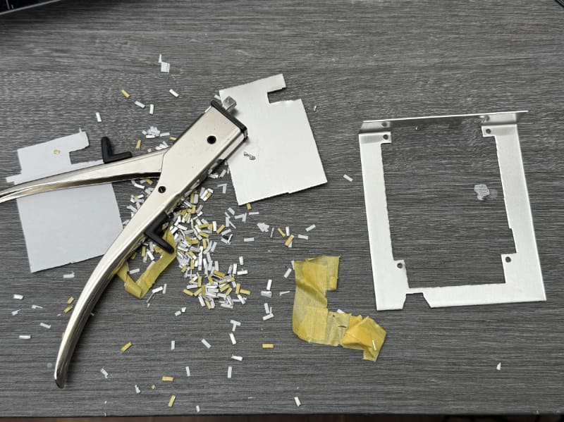 ハンドニブラでひたすらカット！