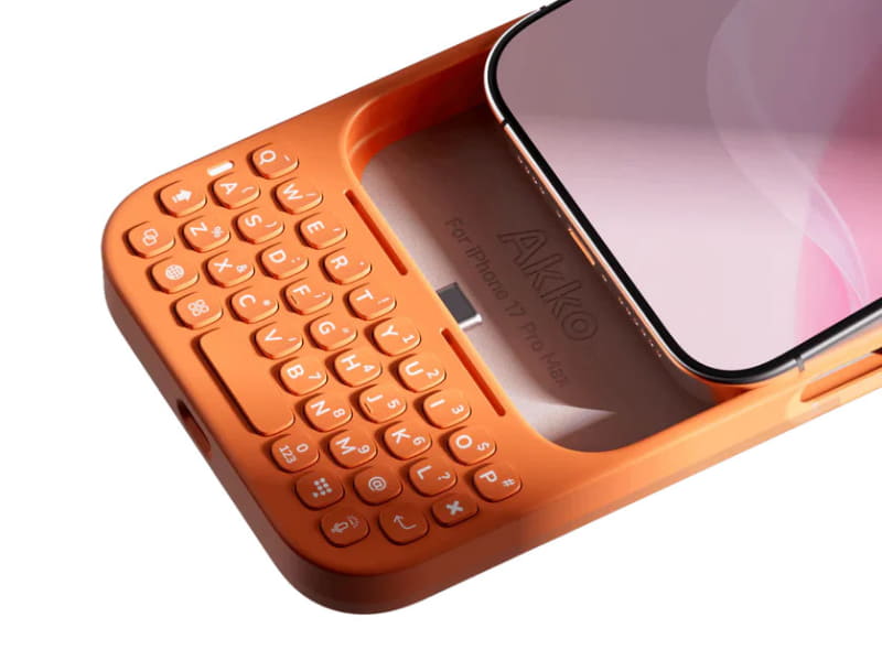 画面下部にキーボードを配置