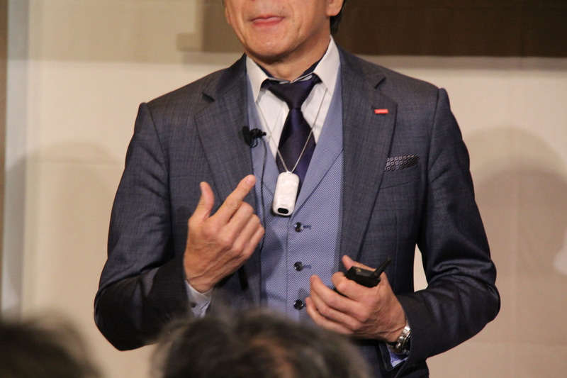 檜山氏が装着するProject Maxwell