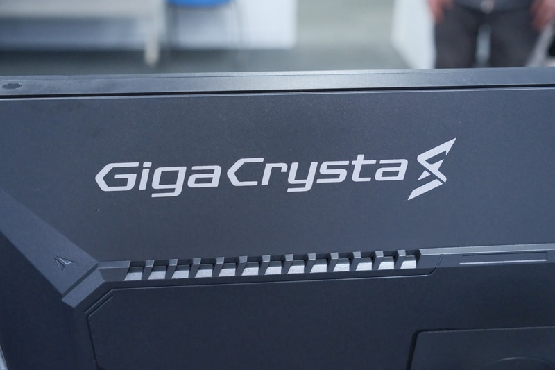 GigaCrysta Sのロゴ
