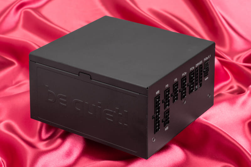 電源ユニットは「be quiet! Pure Power 13M 1000W」。ATX 3.1/PCIe 5.1規格に準拠する大出力モデル