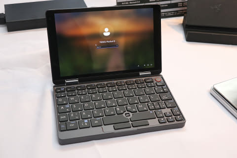 UMPCといえばやっぱこの大きさだよね。人気の8型がCore i3-N305搭載で