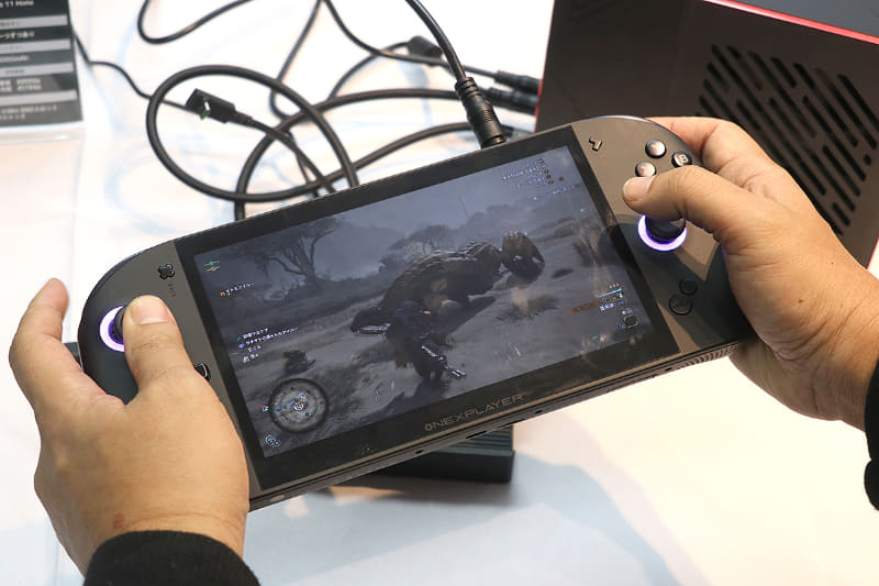 OneXFly APEX(水冷対応モデル)